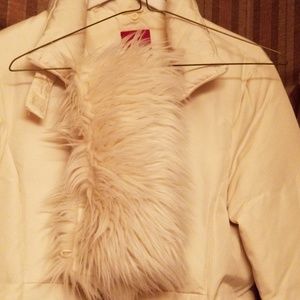 Guess Jackets & Coats - Guess Down puffy coat Guess Jackets & Coats - Guess Down puffy coat